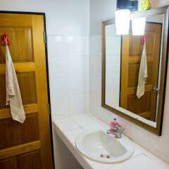 Baan 89 Hostel Бангкок ванная фото 2