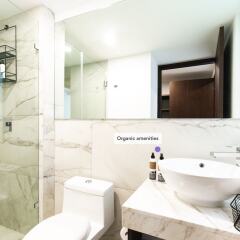 Отель 2BR Condesa Apt Just Steps From Parque Mexico Мехико ванная фото 2