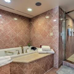 Отель Embassy Suites by Hilton Convention Center Las Vegas США, Лас-Вегас - отзывы, цены и фото номеров - забронировать отель Embassy Suites by Hilton Convention Center Las Vegas онлайн спа