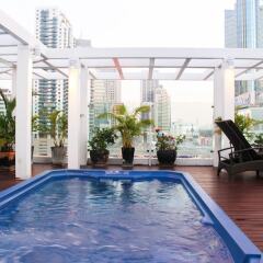 Отель FuramaXclusive Asoke, Bangkok спортивное сооружение