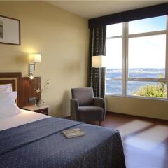 Отель Eurostars Ciudad De La Coruna Hotel Испания, Ла-Корунья - 1 отзыв об отеле, цены и фото номеров - забронировать отель Eurostars Ciudad De La Coruna Hotel онлайн комната для гостей фото 5