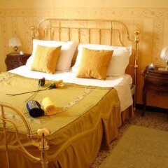 Отель Essiale B&B Генуя комната для гостей