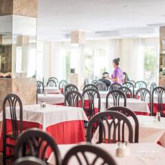 Hotel Torre Azul & Spa - Adults Only гостиничный бар