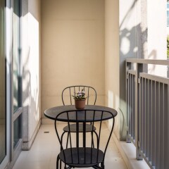 Отель HiGuests Vacation Homes - Lofts 1 балкон