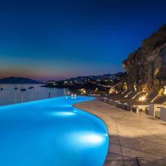 Отель Mykonos Beach Hotel Греция, Миконос - отзывы, цены и фото номеров - забронировать отель Mykonos Beach Hotel онлайн бассейн