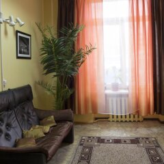 Гостиница Aral Aviamotornay Hostel в Москве отзывы, цены и фото номеров - забронировать гостиницу Aral Aviamotornay Hostel онлайн Москва комната для гостей фото 2
