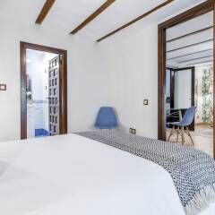 Отель Alterhome Apartamento Paseo de las tapas сейф в номере