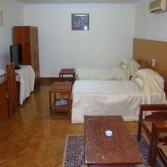 Nadi Myanmar Hotel Mandalay комната для гостей фото 2