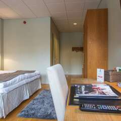 Отель Best Western Danderyd Nasbypark сейф в номере