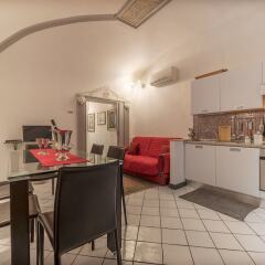 Апартаменты Torre Argentina Charming Apartment в номере фото 2