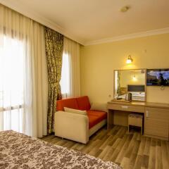 Magic Tulip Beach Hotel Турция, Олудениз - отзывы, цены и фото номеров - забронировать отель Magic Tulip Beach Hotel онлайн удобства в номере фото 2