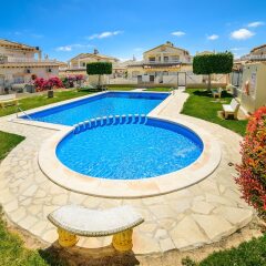Отель Bungalow Bennecke Casa Stone Ориуэла бассейн
