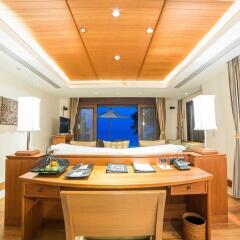 Отель Trisara Villas & Residences Phuket удобства в номере