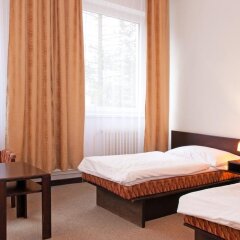 Hotel Merkur - Jablonec Nad Nisou Яблонец-над-Нисой комната для гостей