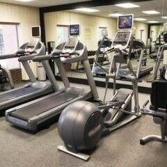 Отель Hampton Inn & Suites Columbus Polaris Колумбус фитнесс-зал