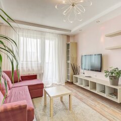 Гостиница Domumetro Na Metro Yuzhnaya Apartments в Москве отзывы, цены и фото номеров - забронировать гостиницу Domumetro Na Metro Yuzhnaya Apartments онлайн Москва комната для гостей фото 3
