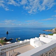 Отель Melia Madeira Mare Hotel Португалия, Фуншал - 1 отзыв об отеле, цены и фото номеров - забронировать отель Melia Madeira Mare Hotel онлайн балкон