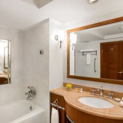Отель Crowne Plaza Zhongshan Шэньян ванная