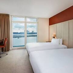 Отель DoubleTree By Hilton London Excel комната для гостей