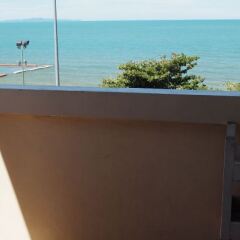 Отель Wilai Guesthouse пляж
