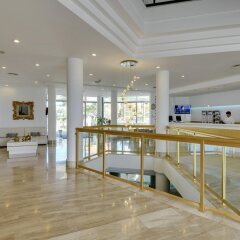 Отель Cala Millor Garden, Adults Only интерьер отеля