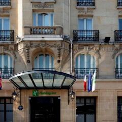 Отель Holiday Inn Gare De Lest Париж вид на фасад