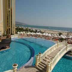 Imperial Palace Hotel & Spa Солнечный берег бассейн