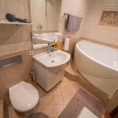 Апартаменты Lakshmi Apartment Voznesenskiy Москва ванная