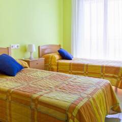 Отель RVhotels Apartamentos Ses Illes Испания, Бланес - отзывы, цены и фото номеров - забронировать отель RVhotels Apartamentos Ses Illes онлайн комната для гостей фото 4