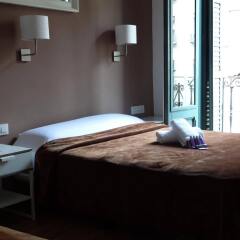 Отель Hostal Balkonis комната для гостей фото 4