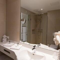 Отель Wald - & Sporthotel Festenburg ванная фото 2