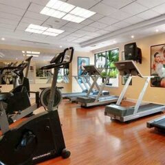Отель Hilton Hanoi Opera фитнесс-зал фото 3