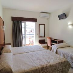 N.CH Hotel Torremolinos комната для гостей фото 4