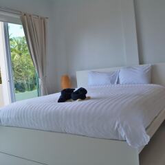 Отель Coconut Bay Club Suite 305 Таиланд, Ланта - отзывы, цены и фото номеров - забронировать отель Coconut Bay Club Suite 305 онлайн комната для гостей фото 4