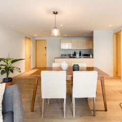 Отель Executive 1BR Oasis With Kitchen & Private Balcony Мехико комната для гостей