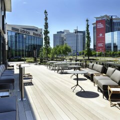 Отель Courtyard by Marriott Amsterdam Arena Atlas Нидерланды, Амстердам - 1 отзыв об отеле, цены и фото номеров - забронировать отель Courtyard by Marriott Amsterdam Arena Atlas онлайн бассейн фото 3