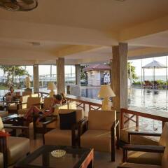 Coral Sands Hotel Хиккадува гостиничный бар