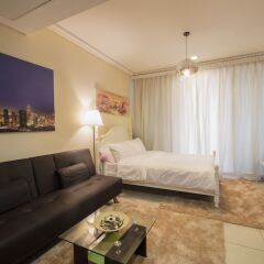 Апартаменты Iconic Apartment with Balcony комната для гостей фото 2