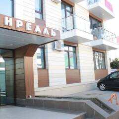 Апартаменты Apartment on Kamyshovaya 41, apt 19 парковка