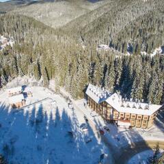 Отель Malina Residence Hotel Болгария, Пампорово - отзывы, цены и фото номеров - забронировать отель Malina Residence Hotel онлайн спортивное сооружение