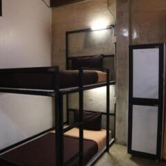 The Alley Hostel & Bistro сейф в номере