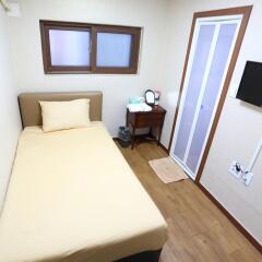 Отель Myeongdong K Stay 2 комната для гостей фото 3