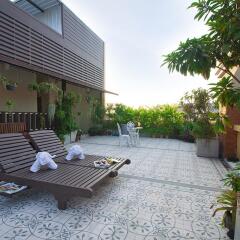Отель Villa Cha Cha Rambuttri Бангкок фото 3