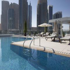 Отель La Verda Dubai Marina Suites & Villas Дубай бассейн фото 3