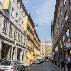 Отель Prague City Apt on WenceslasSquare for 6 Прага