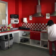 Отель Red Nest Hostel Испания, Валенсия - отзывы, цены и фото номеров - забронировать отель Red Nest Hostel онлайн питание