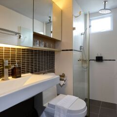 Hotel Amber Sukhumvit 85 Бангкок ванная фото 2