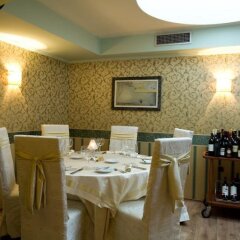 Отель Capitol Hotel Болгария, Варна - отзывы, цены и фото номеров - забронировать отель Capitol Hotel онлайн питание фото 3