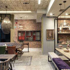 Отель 18 Micon Street гостиничный бар
