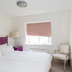 Отель Gorgeous 3BR home near Portobello Road! Великобритания, Лондон - отзывы, цены и фото номеров - забронировать отель Gorgeous 3BR home near Portobello Road! онлайн комната для гостей фото 2